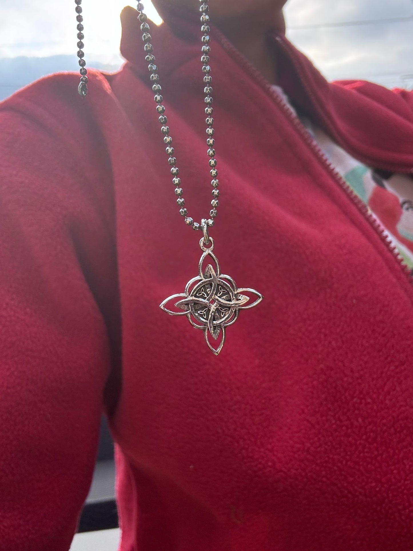 Colier argint Witch's Knot